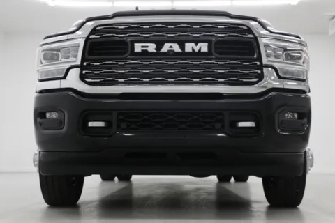More photos of 2022 Ram 3500 Limited at Jim Falk Motors, MO