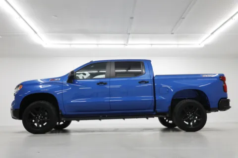 Another view of 2023 Chevrolet Silverado 1500 LT Trail Boss for sale in Clinton, MO at Jim Falk Motors