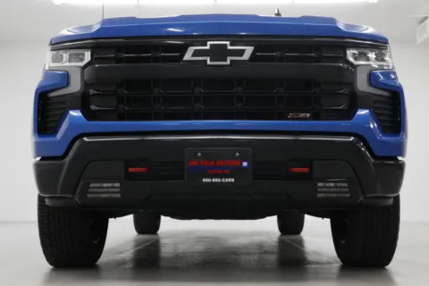 More photos of 2023 Chevrolet Silverado 1500 LT Trail Boss at Jim Falk Motors, MO