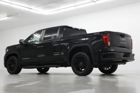 More photos of 2023 GMC Sierra 1500 Pro at Jim Falk Motors, MO