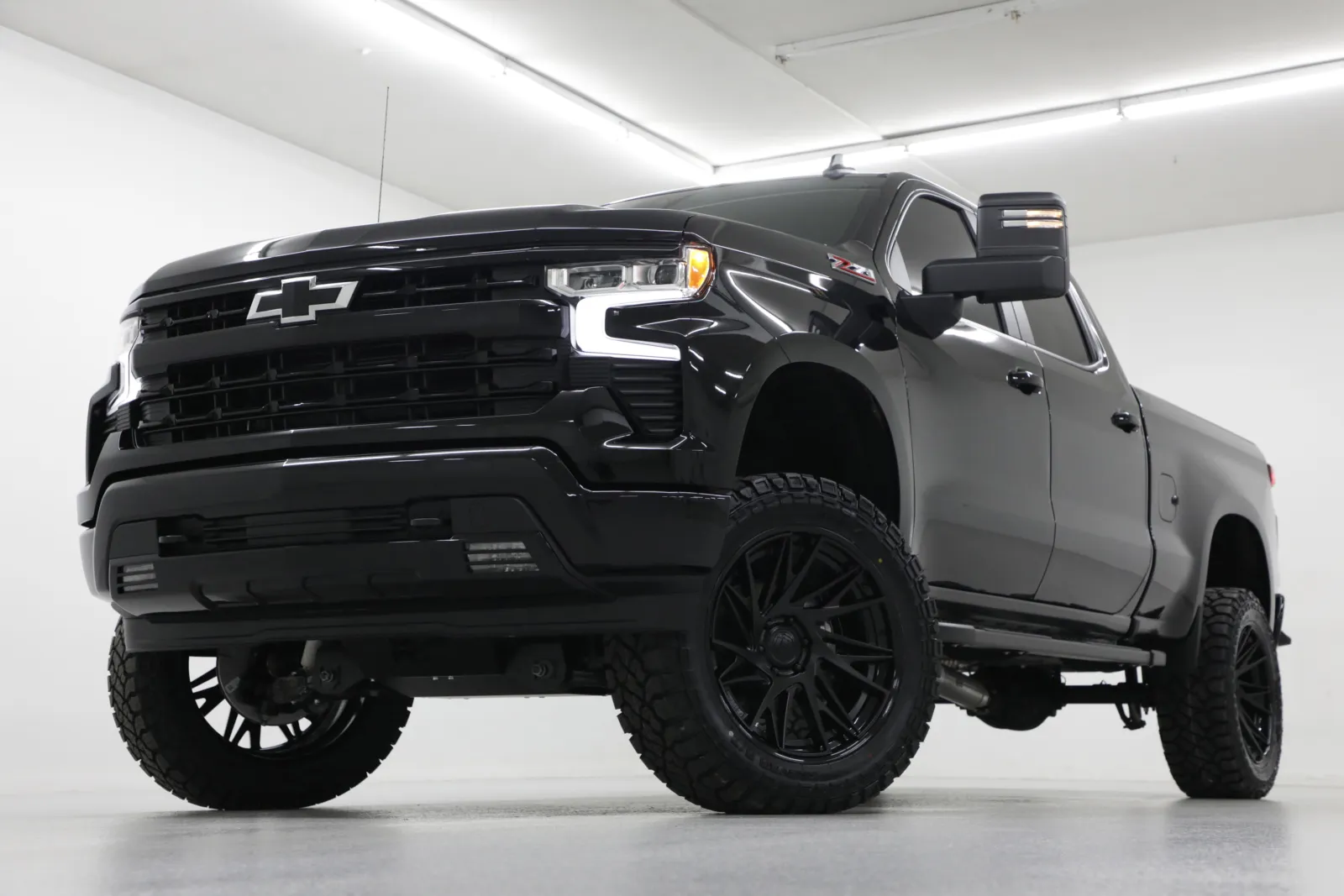 Black 2026 Chevrolet Silverado 1500 RST for sale in Clinton, MO