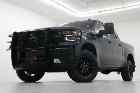 Gray 2021 Chevrolet Silverado 1500 LT Trail Boss for sale in Clinton, MO