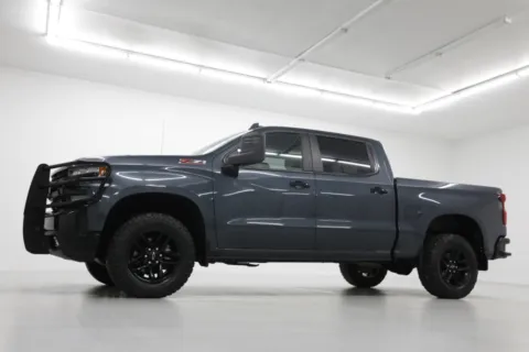 Photos of 2021 Chevrolet Silverado 1500 LT Trail Boss for sale in Clinton, MO at Jim Falk Motors