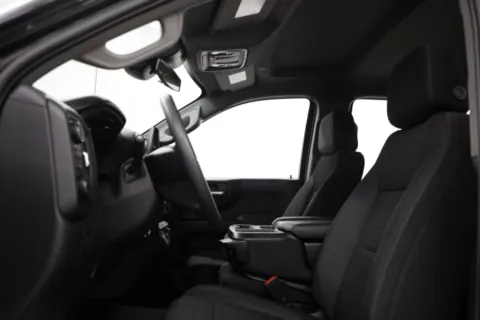 More photos of 2022 Chevrolet Silverado 1500 Custom Trail Boss at Jim Falk Motors, MO