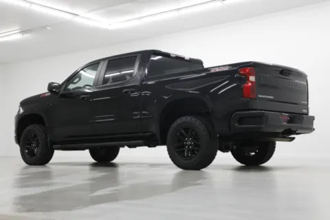 More photos of 2022 Chevrolet Silverado 1500 Custom Trail Boss at Jim Falk Motors, MO