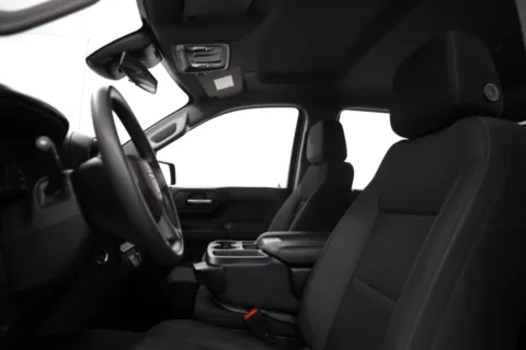More photos of 2022 Chevrolet Silverado 1500 Custom Trail Boss at Jim Falk Motors, MO