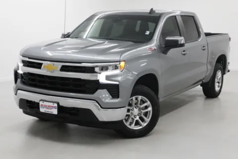 More photos of 2023 Chevrolet Silverado 1500 LT at Jim Falk Motors, MO