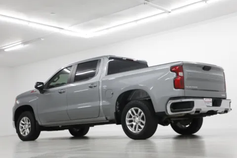More photos of 2023 Chevrolet Silverado 1500 LT at Jim Falk Motors, MO