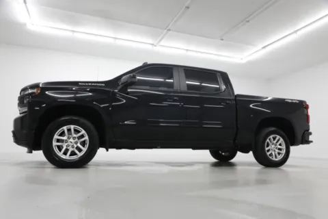 Photos of 2020 Chevrolet Silverado 1500 RST for sale in Clinton, MO at Jim Falk Motors