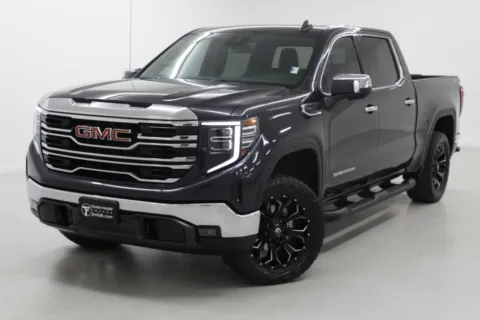 More photos of 2023 GMC Sierra 1500 SLT at Jim Falk Motors, MO