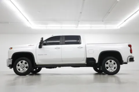 Another view of 2020 Chevrolet Silverado 2500HD LT for sale in Clinton, MO at Jim Falk Motors