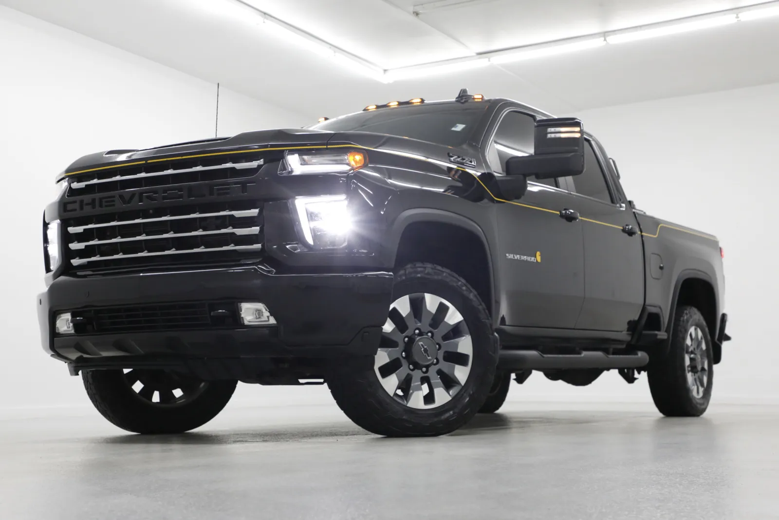2021 Chevrolet Silverado HD LTZ 4WD Crew Cab Standard Box's photo