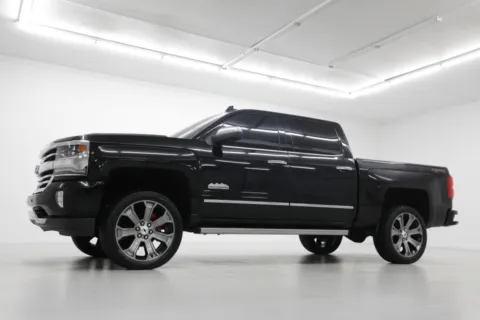 Photos of 2017 Chevrolet Silverado 1500 High Country for sale in Clinton, MO at Jim Falk Motors