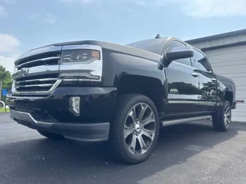 Black 2017 Chevrolet Silverado 1500 High Country for sale in Clinton, MO