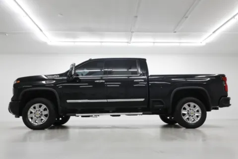 Another view of 2024 Chevrolet Silverado 2500HD High Country for sale in Clinton, MO at Jim Falk Motors