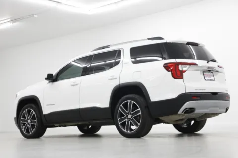 More photos of 2022 GMC Acadia SLT at Jim Falk Motors, MO