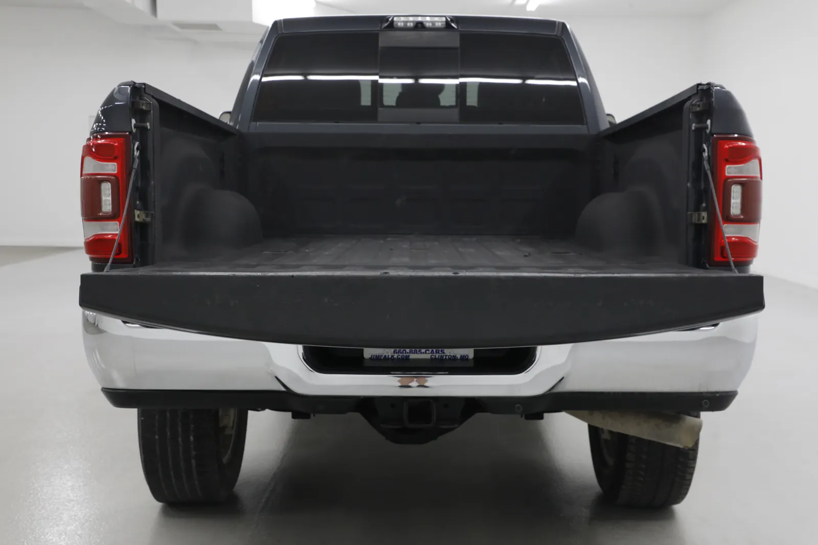 2019 RAM Ram 2500 Pickup Laramie Limited - Photo 10