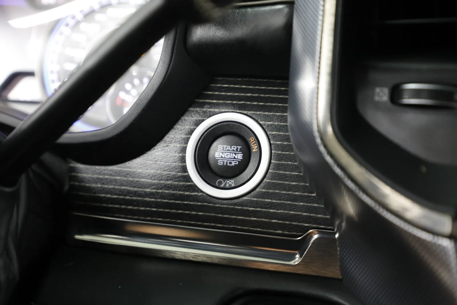 2019 RAM Ram 2500 Pickup Laramie Limited - Photo 28