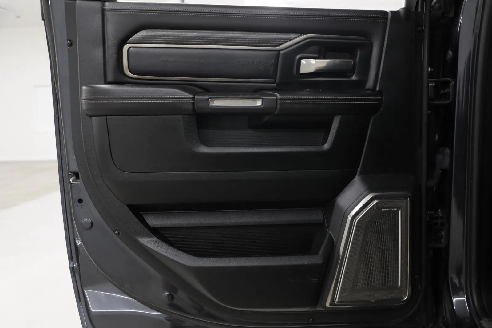 2019 RAM Ram 2500 Pickup Laramie Limited - Photo 46