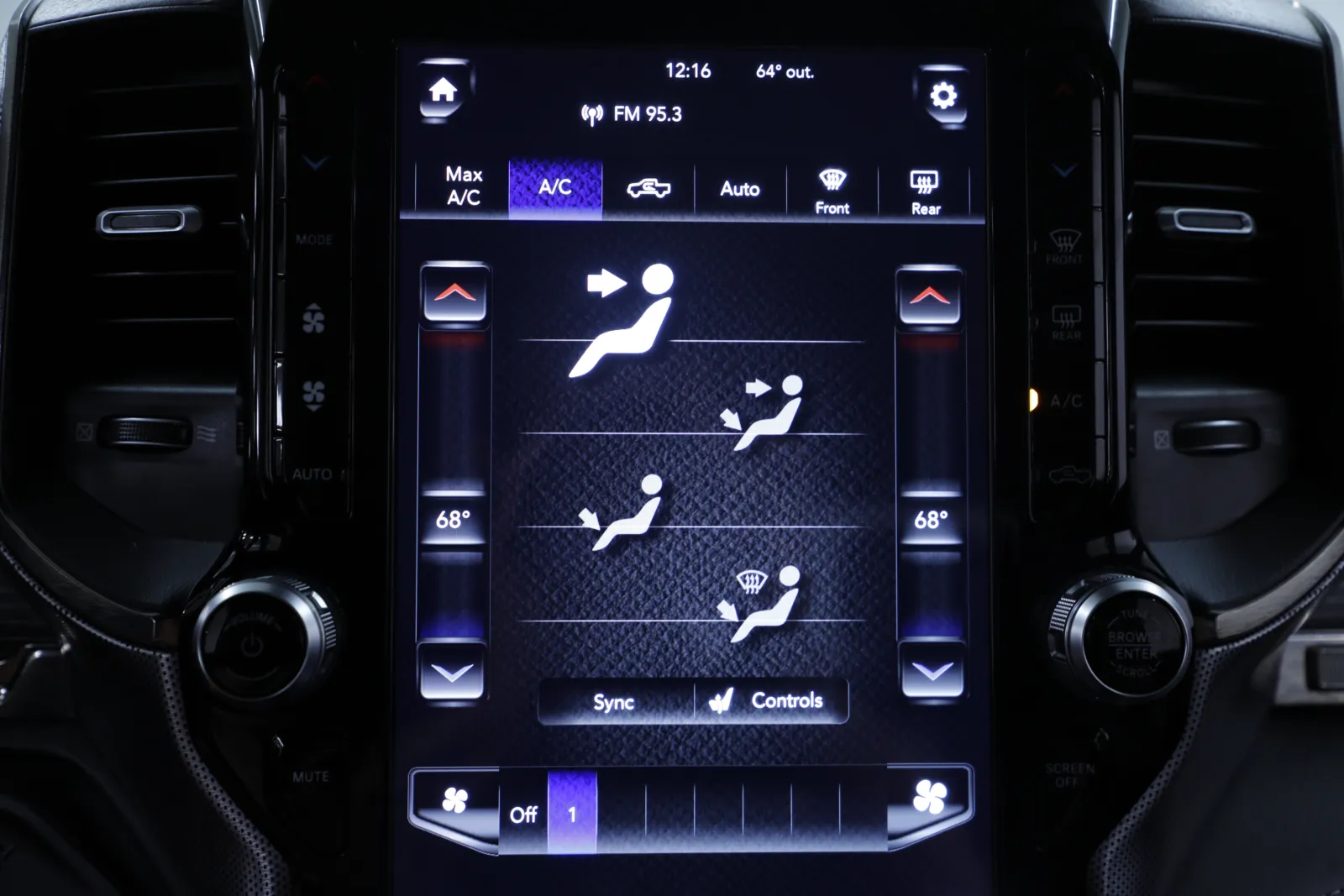 2019 RAM Ram 2500 Pickup Laramie Limited - Photo 35