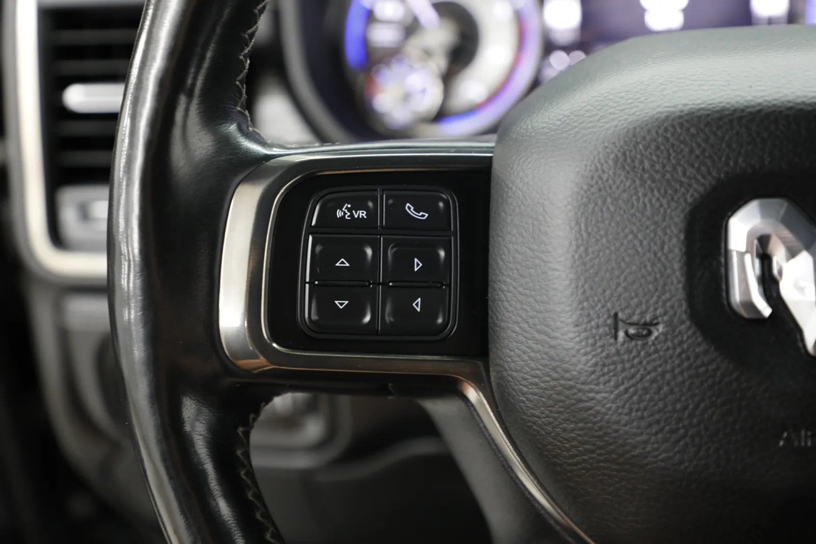 2019 RAM Ram 2500 Pickup Laramie Limited - Photo 25