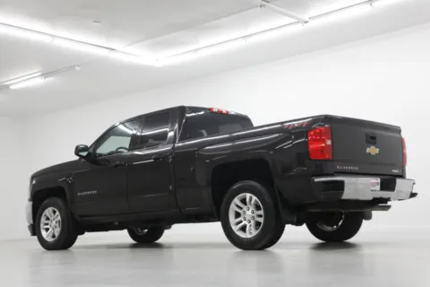 More photos of 2018 Chevrolet Silverado 1500 LT at Jim Falk Motors, MO