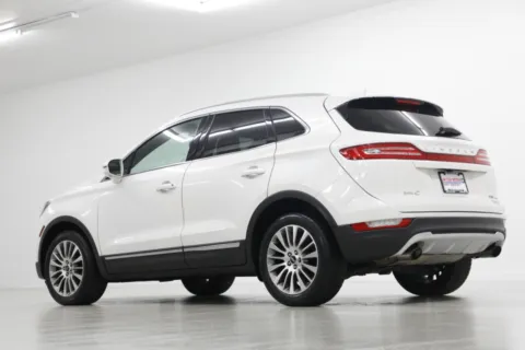More photos of 2017 Lincoln MKC Reserve at Jim Falk Motors, MO