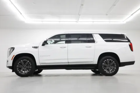 Another view of 2026 GMC Yukon XL Elevation for sale in Clinton, MO at Jim Falk Motors