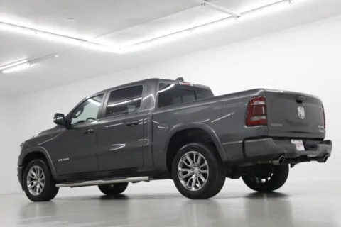 More photos of 2022 Ram 1500 Laramie at Jim Falk Motors, MO