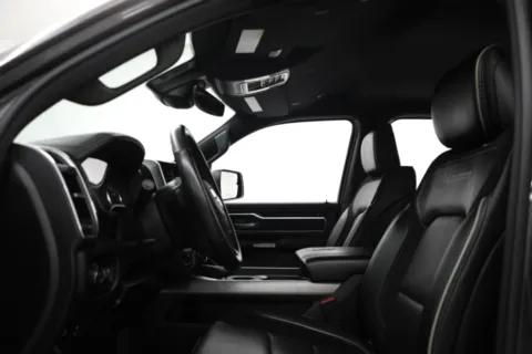 More photos of 2022 Ram 1500 Laramie at Jim Falk Motors, MO