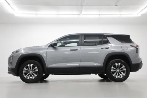 Another view of 2026 Chevrolet Equinox LT for sale in Clinton, MO at Jim Falk Motors