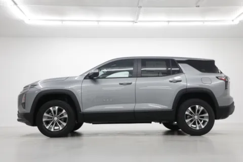 Another view of 2026 Chevrolet Equinox LT for sale in Clinton, MO at Jim Falk Motors