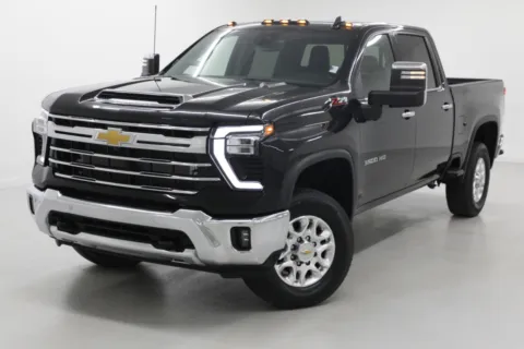More photos of 2024 Chevrolet Silverado 3500HD LTZ at Jim Falk Motors, MO