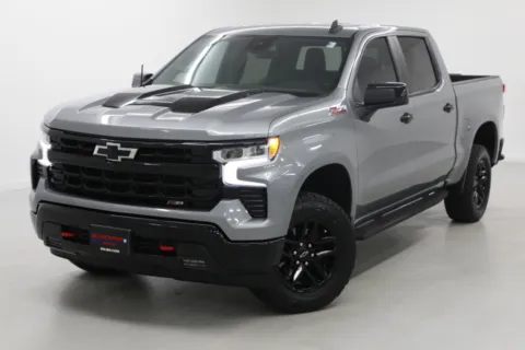 More photos of 2023 Chevrolet Silverado 1500 LT Trail Boss at Jim Falk Motors, MO