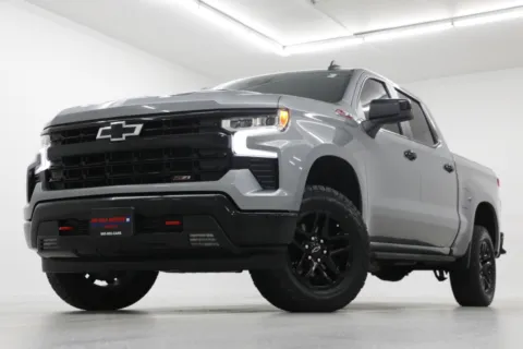 Gray 2023 Chevrolet Silverado 1500 LT Trail Boss for sale in Clinton, MO