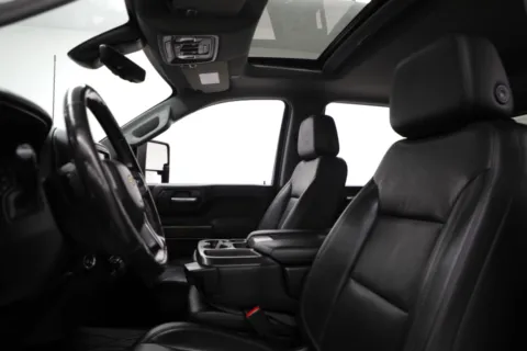 More photos of 2020 Chevrolet Silverado 3500HD LT at Jim Falk Motors, MO