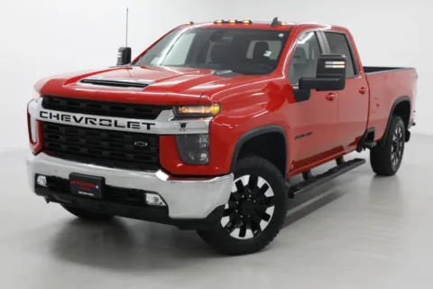 More photos of 2020 Chevrolet Silverado 3500HD LT at Jim Falk Motors, MO