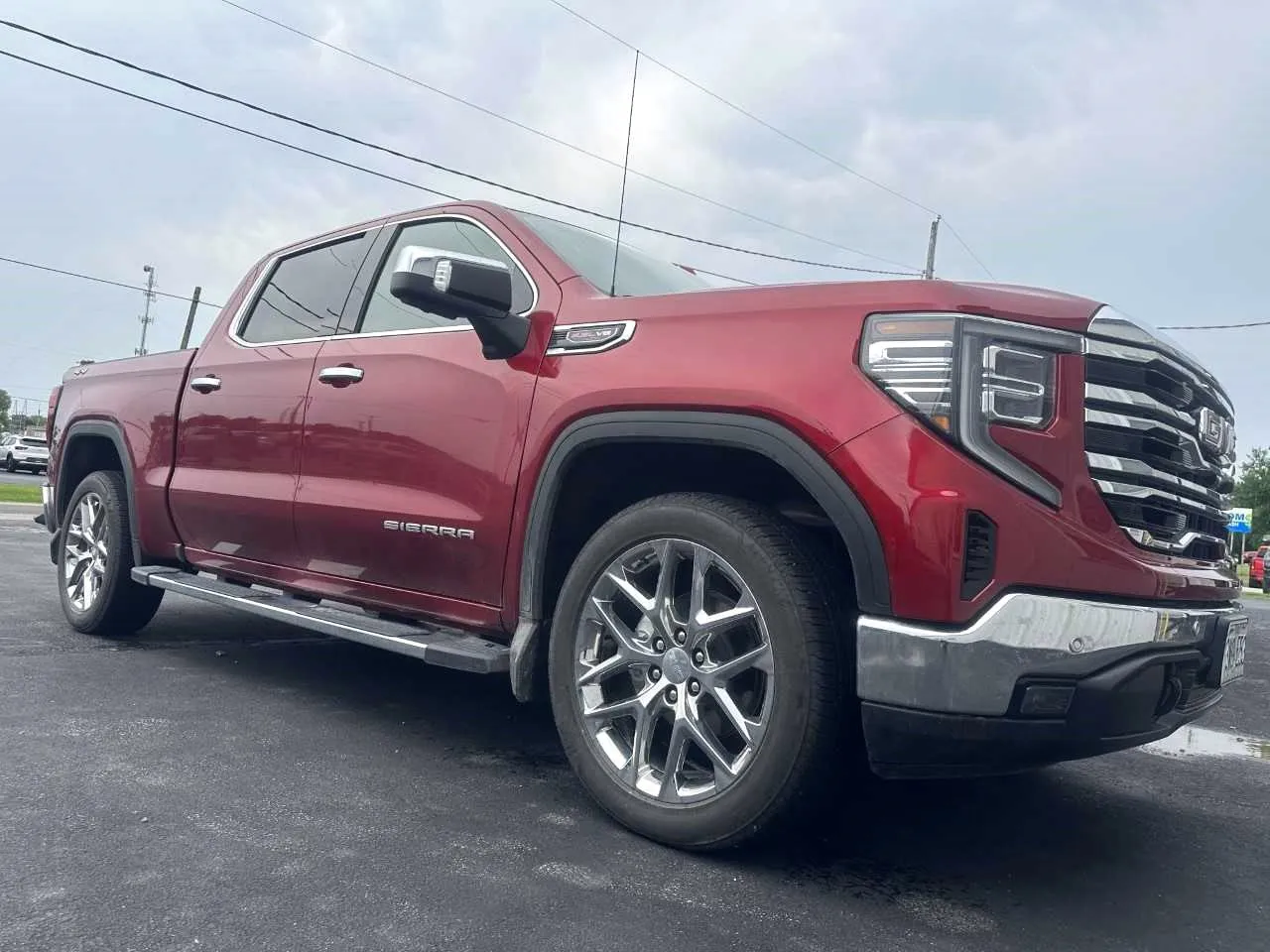 2026 GMC Sierra 4WD Crew Cab Short Box SLT's photo