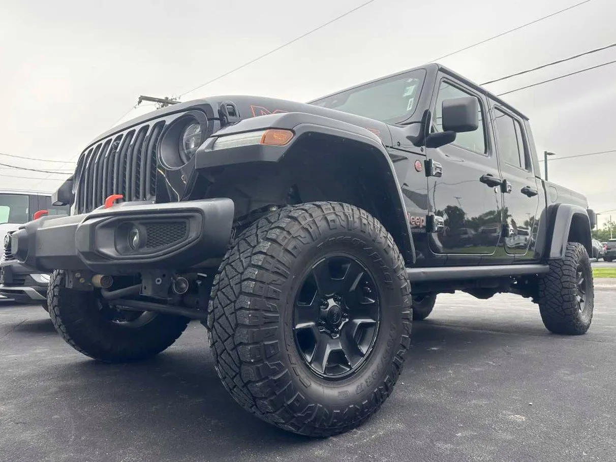 2021 Jeep Gladiator Mojave's photo