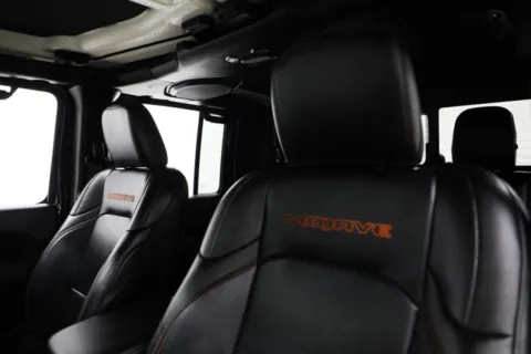 More photos of 2021 Jeep Gladiator Mojave at Jim Falk Motors, MO