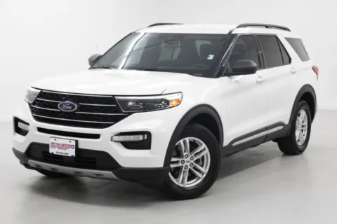 More photos of 2020 Ford Explorer XLT at Jim Falk Motors, MO