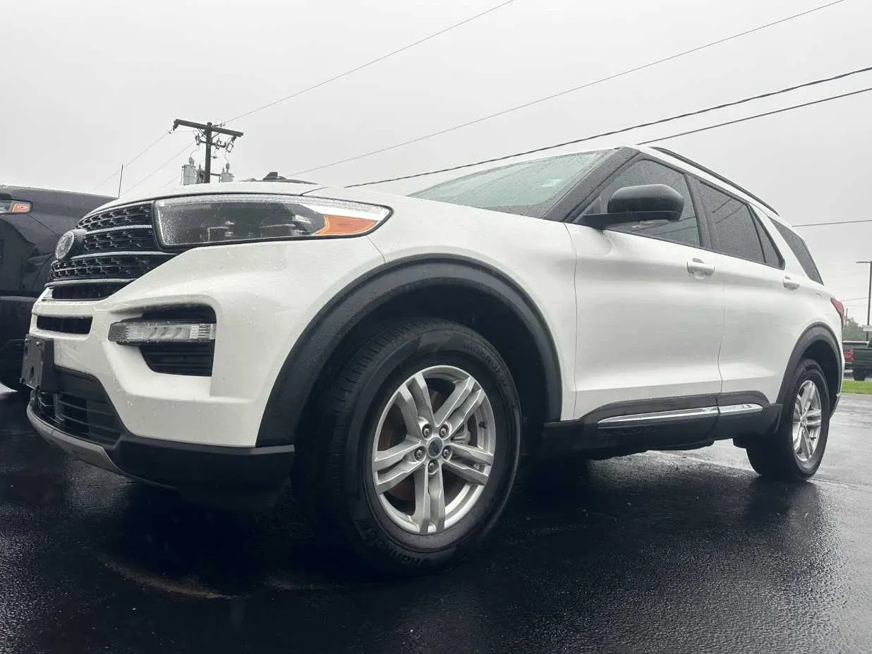 2020 Ford Explorer XLT 4WD's photo