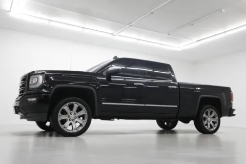 Photos of 2016 GMC Sierra 1500 SLT for sale in Clinton, MO at Jim Falk Motors