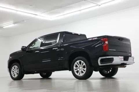 More photos of 2023 Chevrolet Silverado 1500 LTZ at Jim Falk Motors, MO