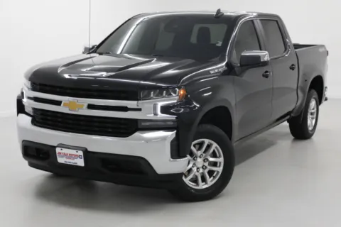 More photos of 2021 Chevrolet Silverado 1500 LT at Jim Falk Motors, MO