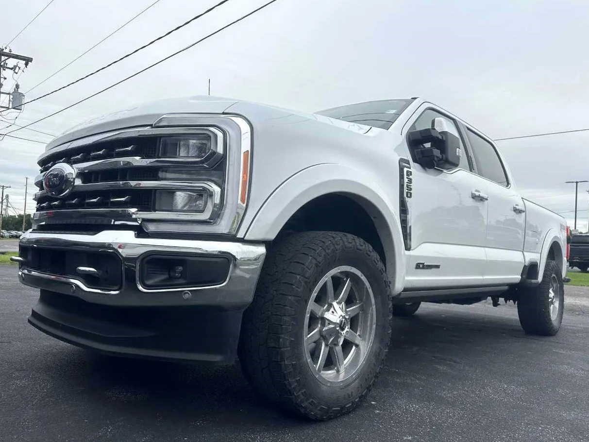 2023 Ford F-350 Lariat 4x4 Crew Cab 6-3/4 Box SRW's photo