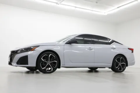 Photos of 2023 Nissan Altima 2.5 SR for sale in Clinton, MO at Jim Falk Motors