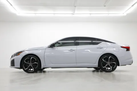 Another view of 2023 Nissan Altima 2.5 SR for sale in Clinton, MO at Jim Falk Motors
