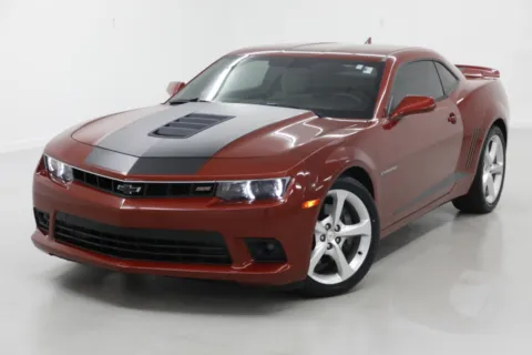 More photos of 2015 Chevrolet Camaro SS at Jim Falk Motors, MO