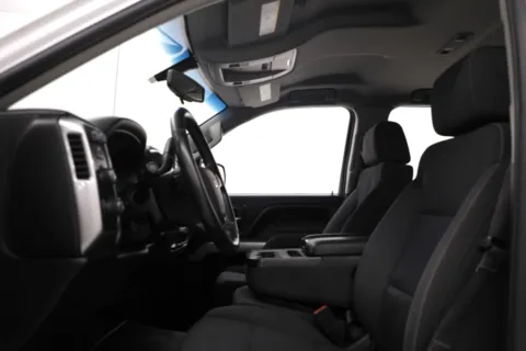 More photos of 2016 Chevrolet Silverado 1500 LT at Jim Falk Motors, MO